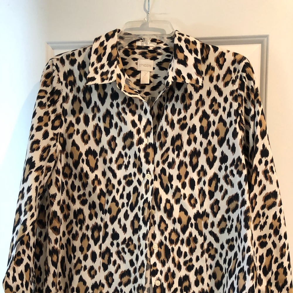 Chico’s size 2. No iron-Leopard print blouse/shirt